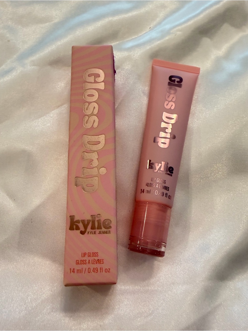 Kylie Jenner Gloss Drip Lip Gloss 0.49 oz BESITOS Soft Sheer Jelly Barbie Pink